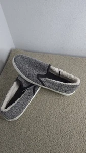 NWOT OLD NAVY Womens 8 Soft Loafers Gray Sherpa Lined Slip On Shoes - Picture 1 of 12