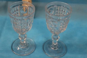 DE COLECCIÓN - VIDRIO TRANSPARENTE - CORTE - 2 vasos Misc, postre, jugo - Imagen 1 de 5