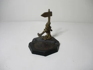 Vintage Tipsy Drunk Man Holding Lamppost Metal Cast Iron Ashtray, Bar Decor - Picture 1 of 9