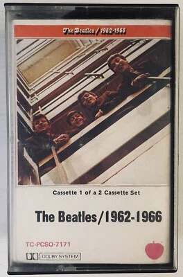 The Beatles 1962 - 1966 Music Cassette 1&2 Tape TC-PCSO-7171 Apple 1976 Big Case - Image 1 of 4