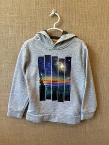Old Navy Boys Grey Night Sky Pullover Hooded Sweatshirt Size S (6/7) - Picture 1 of 2