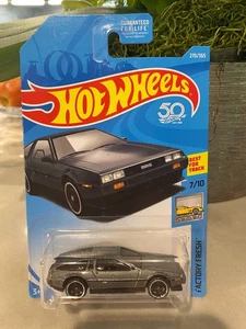 2018 Hot Wheels DMC DELOREAN Factory Fresh 7/10 Gray - Picture 1 of 1