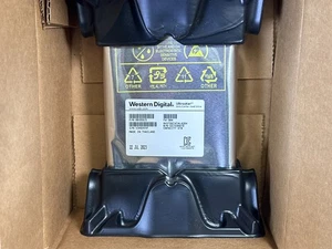 NEW WD ULTRASTAR 4TB HC310 HUS726T4TAL4204 SAS 12Gb/s 256MB CACHE 3.5" (0B35915) - Picture 1 of 2