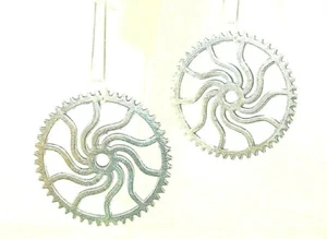 New Silver-tone Gear/Spoke /Sprocket Steampunk Drop Dangle Earrings 1.75" Long - Picture 1 of 3