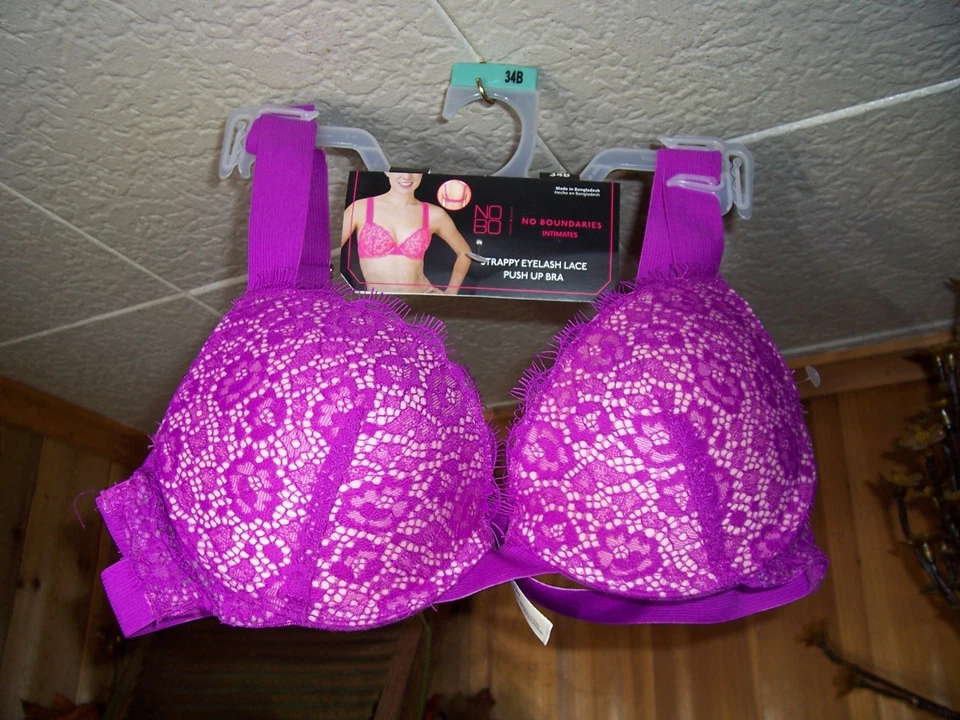SUJETADOR PUSH UP DE ENCAJE CON TIRAS SIN LÍMITES TALLA 34B COLOR PÚRPURA ÍNTIMO Foto 1 de 1