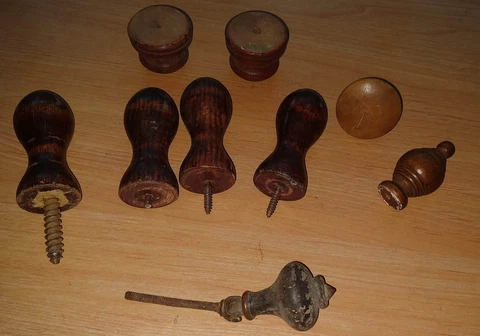 Lot of Vintage Wooden Furniture Knobs Finial Other Pieces Cover