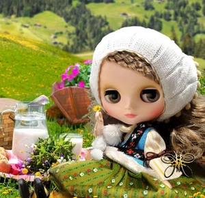 In Stock Now Middie Blythe Doll Dainty Meadow CWC Takara - Picture 1 of 8