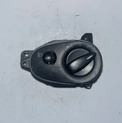 Interruptor de faros Ford Focus 2001 04052574 #4 Foto 1 de 2