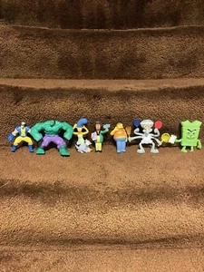 Lot of 7 Fast Food Toys From 2000s And Early 2010s Marvel, Simpson’s, SpongeBob - Picture 1 of 4