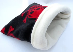 *GEMÜTLICHE HAUSTIERE* GROSS 10 ZOLL x 9 FLEECE KUSCHELBEUTEL MEERSCHWEINCHENBETT, TASCHE IGEL, RATTE  - Bild 1 von 1