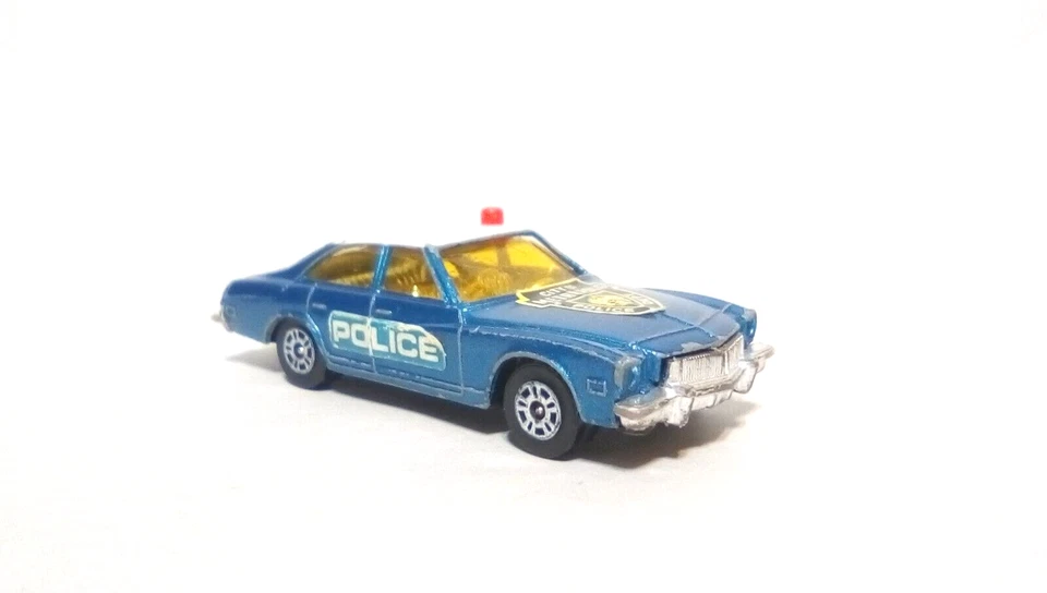 Loose Corgi Juniors BUICK REGAL POLICE CAR Scale 1:64 - Image 1 of 4