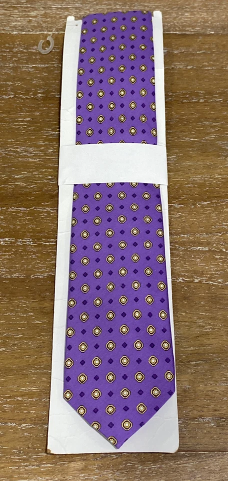 NUEVO Vestido Vince Camuto Hombres Algodón Púrpura y Dorado Diamante Corbata 3" Ancho Foto 1 de 4