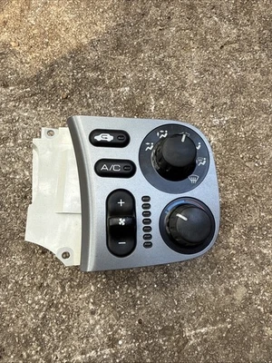 2003 honda s2000 ac Climate control Buttons Ap1 #117 - Image 1 of 3