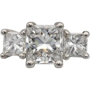 18k White Gold 0.79CT Princess Cut Diamond Three-Stone Ring Size 5.75 - Picture 1 of 4