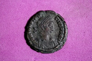 337-361 AD Roman Empire Constantius II Fallen Horseman Bronze Nummus #M22898 - Picture 1 of 2