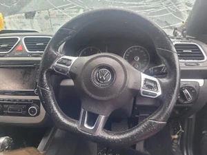 VW SCIROCCO FLAT BOTTOM MULTIFUNCTION PADDLES STEERING WHEEL 2012 - Picture 1 of 3