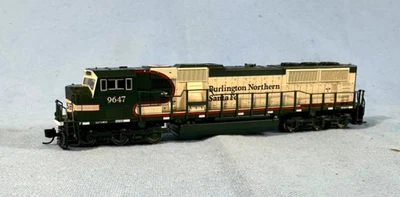 N Scale Kato BNSF SD70MAC Locomotive with Digitrax DCC - Image 1 of 4