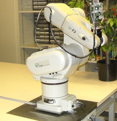 CRS Robotics / Thermo Scientific F3 Roboterarm 3KG + Fahrschiene ----- PAUSIERT! - Bild 1 von 4