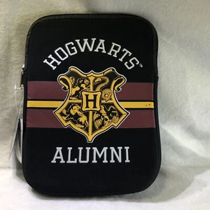 Harry Potter Hogwarts Alumni Tablet Zipper Sleeve Case w/ pocket - New with Tags - Picture 1 of 4