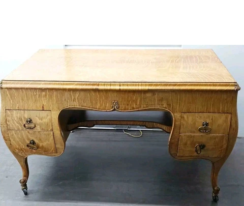 Bombe antique partners desk Cover