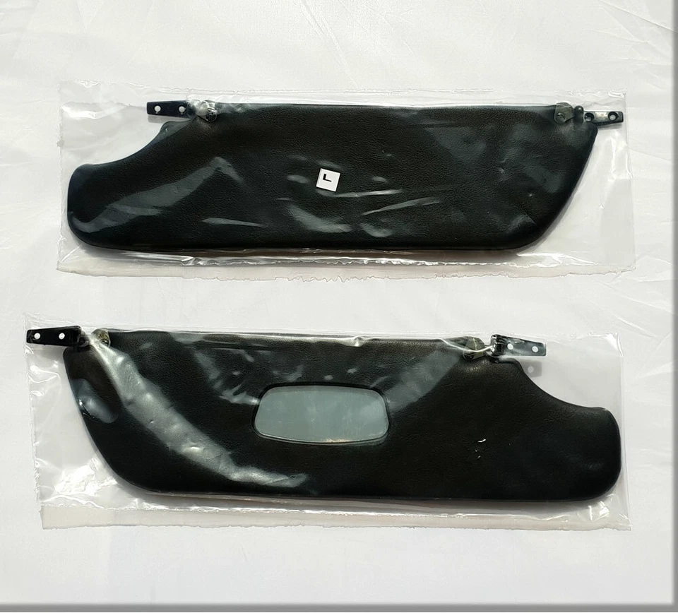 ALFA ROMEO DUETTO / FIAT 124 / 850 / DINO SPIDER - Par de parasoles Foto 1 de 1