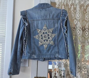 Bagatelle Jeansjacke Jeansjacke Rüschen Häkelspitze Vintage Upcycling - Bild 1 von 10