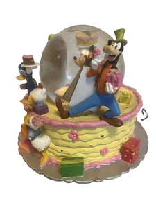 Disney Mickey Mouse Music Snow Globe M.M. Club March Excellent Condition - Picture 1 of 5
