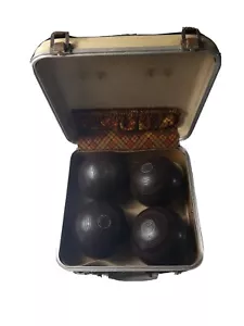 Henselite Championship Lawn Bowling balls X 4 and Retro Small carry case. - Picture 1 of 7