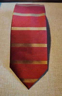 Corbata Paul Fredrick granate/dorada patrón de rayas 100 % seda 56" de largo nueva sin etiquetas Foto 1 de 4