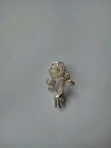 Brooch - Picture 1 of 3