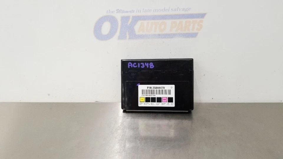 08 MÓDULO DE CONTROL DE CARROCERÍA CHEVY SILVERADO 2500 BCM 25844479 Foto 1 de 4