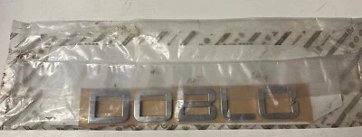 GENUINA NUEVA INSIGNIA CALCOMANÍA DOBLO TRASERA FIAT DOBLO P/N 51810416 Foto 1 de 3