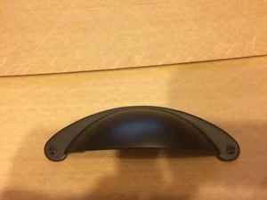 Black Cup Pull Curved Pull 3" on Center Jeffrey Alexander 8233BK - Picture 1 of 3