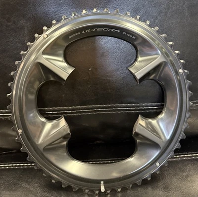 Plato asimétrico Shimano Ultegra R8100 52T 12 velocidades | Aluminio ligero Foto 1 de 2