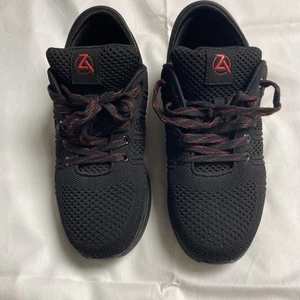 Women’s Ember Black Knit Hands Free Slip On Sneakers Size 10.5 - Picture 1 of 9