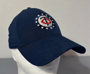 Under Armour Genuine MLB Minnesota Twins Hat Navy Fitted Size Medium/Large - Picture 1 of 7