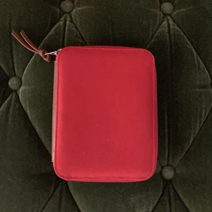 Hobonichi Techo Original Zippers Scarlet - Picture 1 of 4