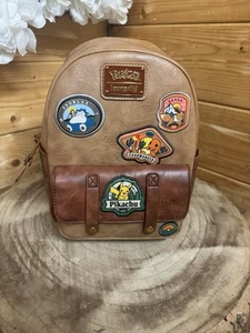 Pokemon Loungefly Camper Patch Mini Zaino Nuovo! Bello! - Foto 1 di 5