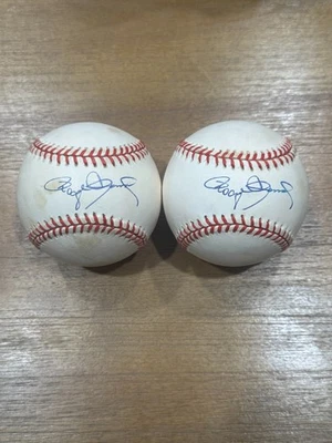YANKEES ROGER CLEMENS SIGNED AUTOGRAPHED AMERICAN LEAGUE BASEBALLS - Image 1 of 2