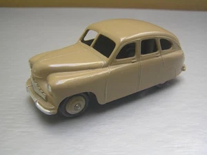 Dinky Toys 153 Standard Vanguard Saloon Fawn Color 1/43 scale NM+ Condition - Picture 1 of 8