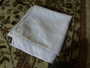 POLY POPLIN RECTANGULAR TABLECLOTH 44 X 47 White Preowned - Picture 1 of 1