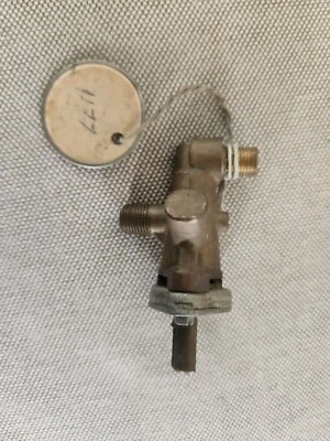 NEW charmglow / Arkla gas grill burner control valve # 11777 - Image 1 of 2