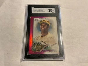 Roberto Clemente 2022 Topps Allen & Ginter Chrome Magenta Refractor /199 GM 10 - Picture 1 of 2