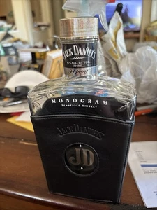 Jack Daniels Gentleman Monogram Bottle Tennessee Whisky Leather Empty  Bottle - Picture 1 of 4