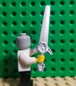 LEGO Sword Wide Blade Greatsword 2006 Pearl Light Gray Castle Knight Minifigure - Picture 1 of 1