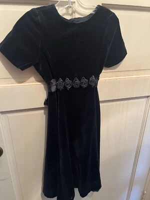 Vestido Laura Ashley Niñas Vacaciones Navidad Terciopelo Rosa Brote Talla 8 Años Totalmente Nuevo Foto 1 de 4