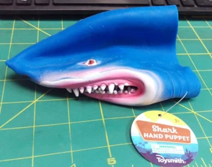 Novelty Shark Hand Puppet - Great for reading time or bath time fun for the kids - Picture 1 of 8