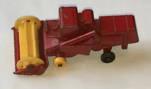 MATCHBOX LESNEY Claas Combine Harvester Farm, Series 65 Yellow Hubs England 1969 - Picture 1 of 6