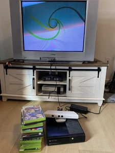 Microsoft Xbox 360 E 1538 Console 500GB 17 Games Cords 1 Controller Tested Clean - Picture 1 of 11