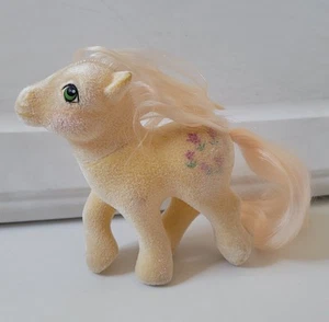 De colección My Little Pony POSEY So Soft Flocado con Tulipanes G1 MLP Hasbro Años 80 - Imagen 1 de 12